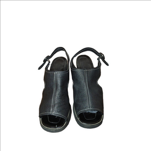 Bandolino leather peep toe size 7M